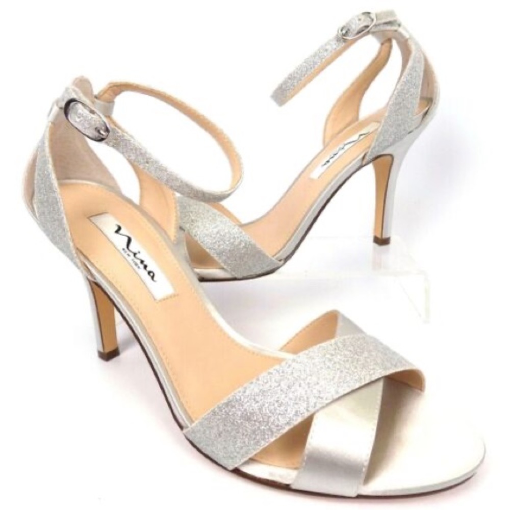 NWT NINA Women's Venus, New Silver, Size 8.5